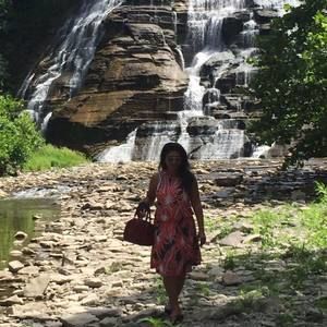 Meet your Posher, Aruna